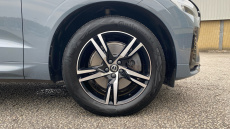 Volvo Xc60 2.0 B5P R DESIGN 5dr AWD Geartronic Petrol Estate